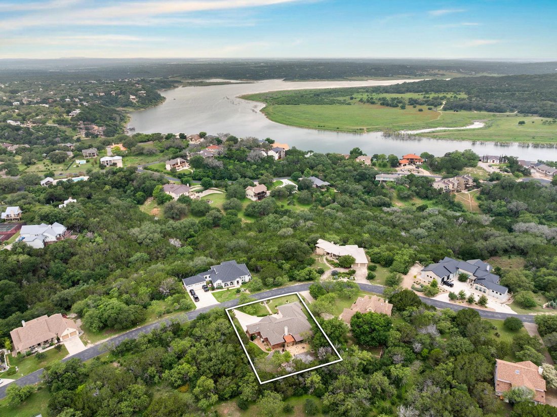 House in Spicewood, Texas, United States 4 - 17966017