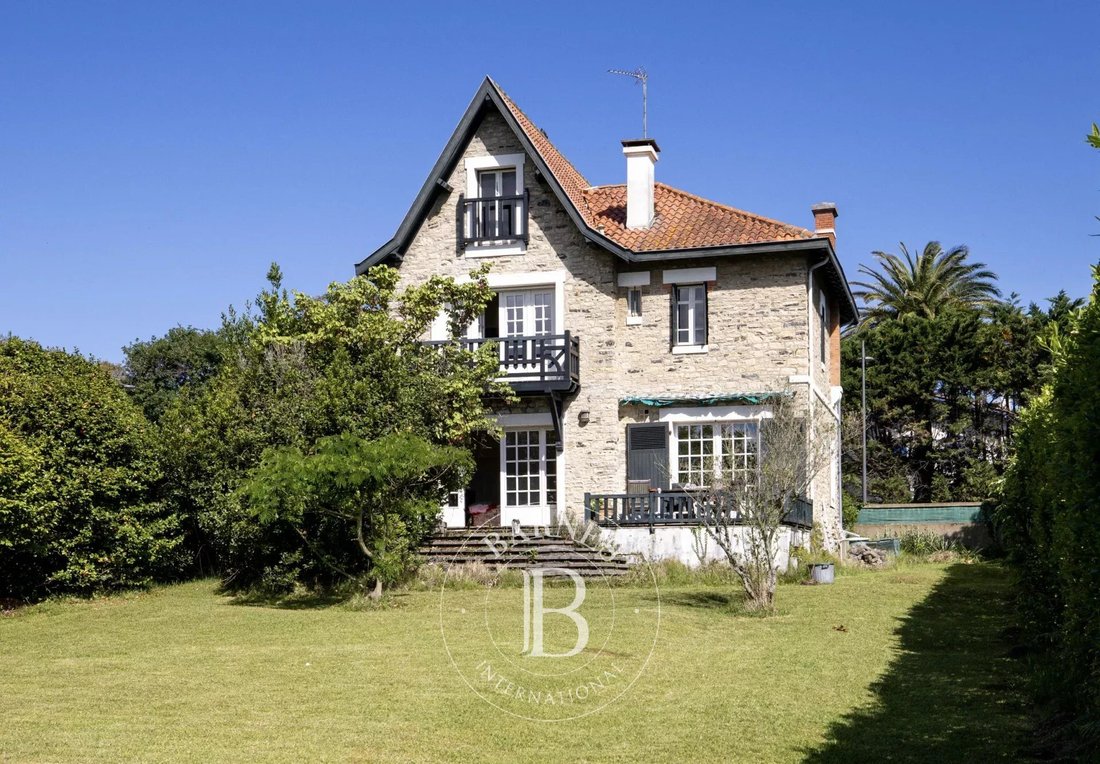 House in Anglet, Nouvelle-Aquitaine, France 1 - 17964626
