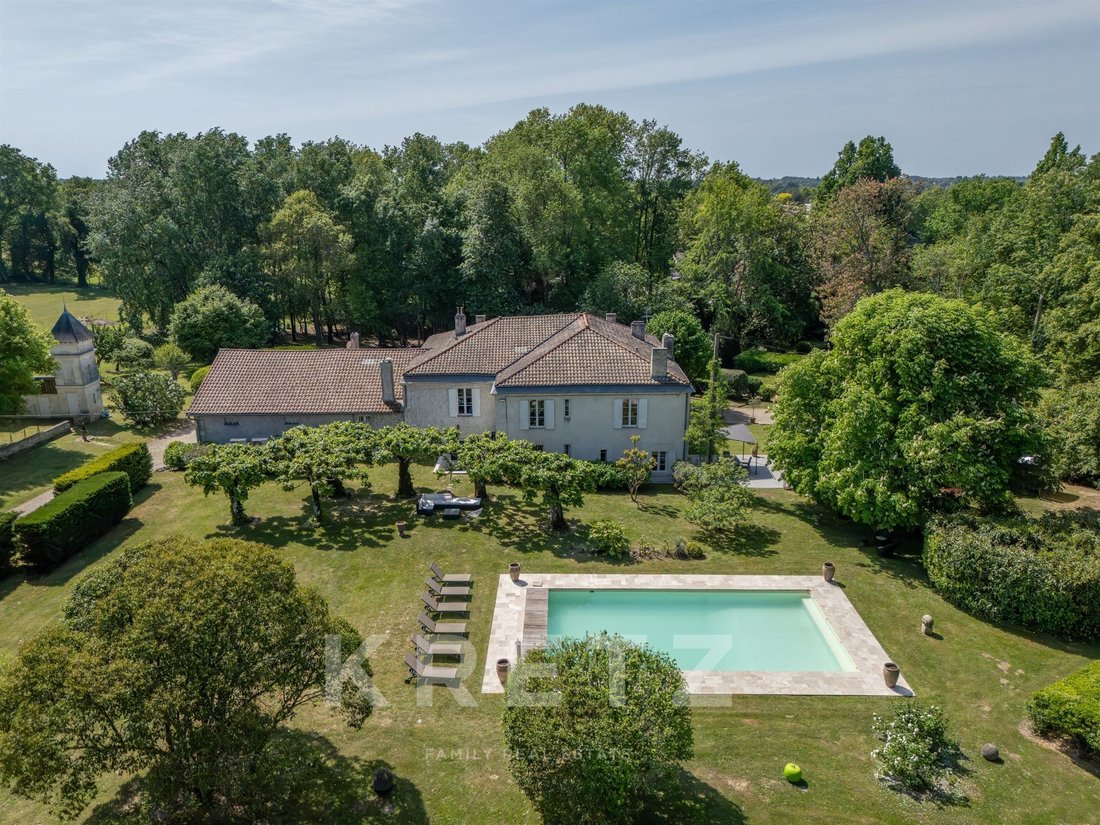 Estate in Saint Bruno-Saint Augustin, Bordeaux, France 2 - 17967309