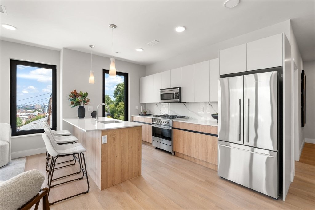 Condo in Boston, Massachusetts, United States 1 - 17970057