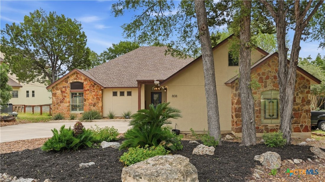 House in New Braunfels, Texas, United States 1 - 17968702