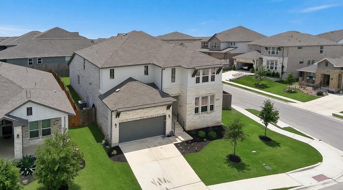 House in Buda, Texas, United States 2 - 17968978