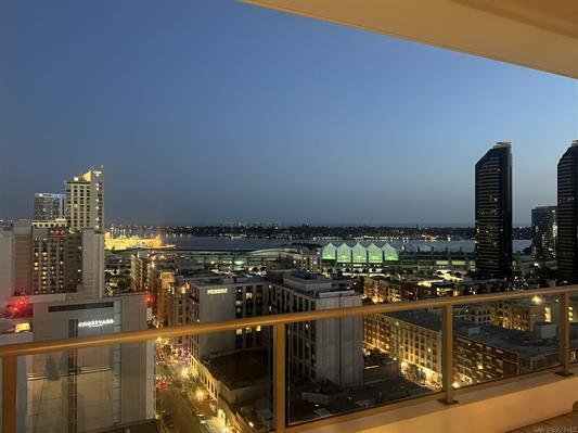 Condo in San Diego, California, United States 3 - 17972412
