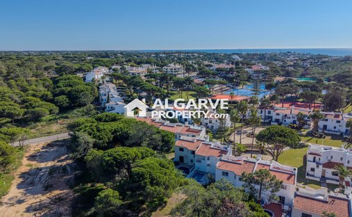 Villa in Vale do Lobo, Almancil, Portugal 1