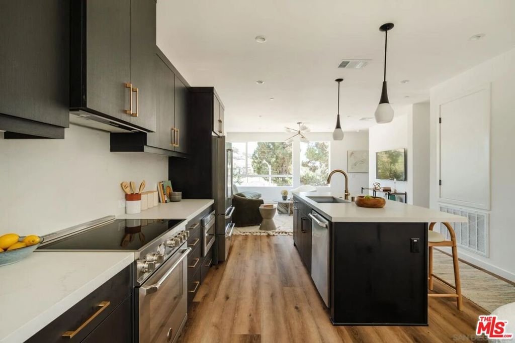 House in Los Angeles, California, United States 3 - 17972244