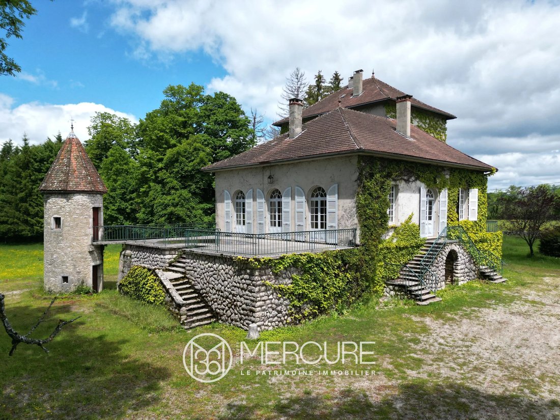 Estate in Sonthonnax-la-Montagne, Auvergne-Rhône-Alpes, France 2 - 16484044