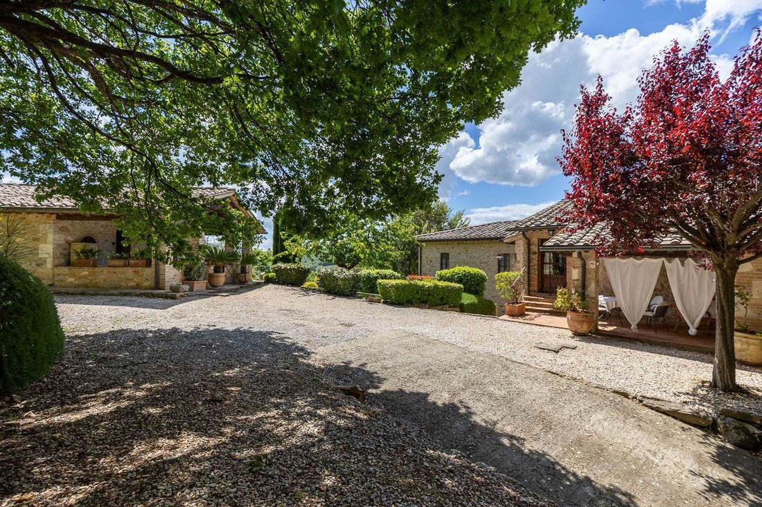 Casole d'Elsa, Tuscany, Italy 3 - 17969889