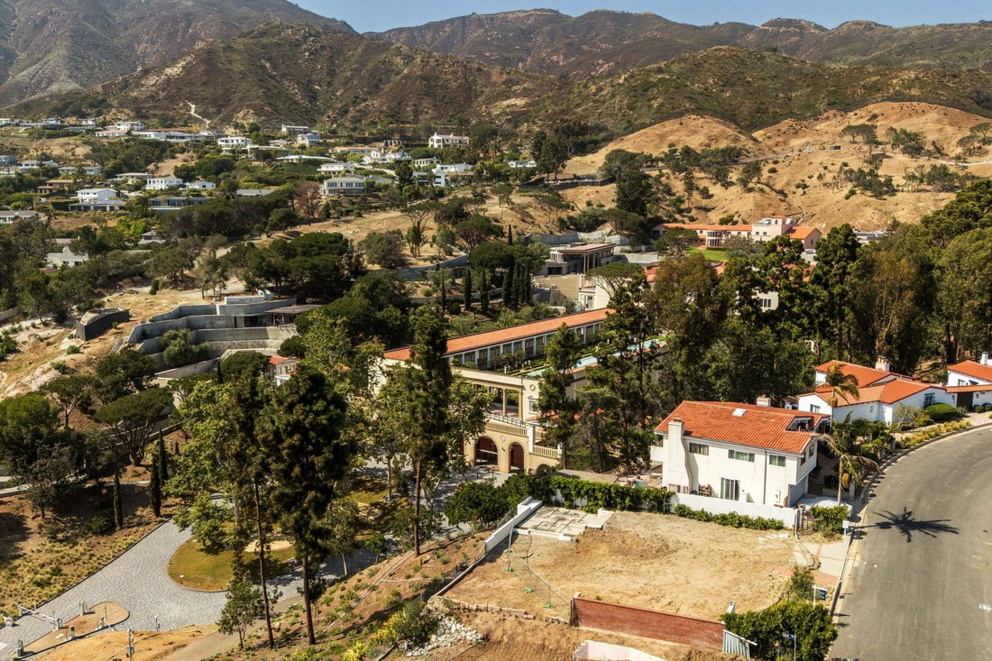 Land in Los Angeles, California, United States 4 - 17971783