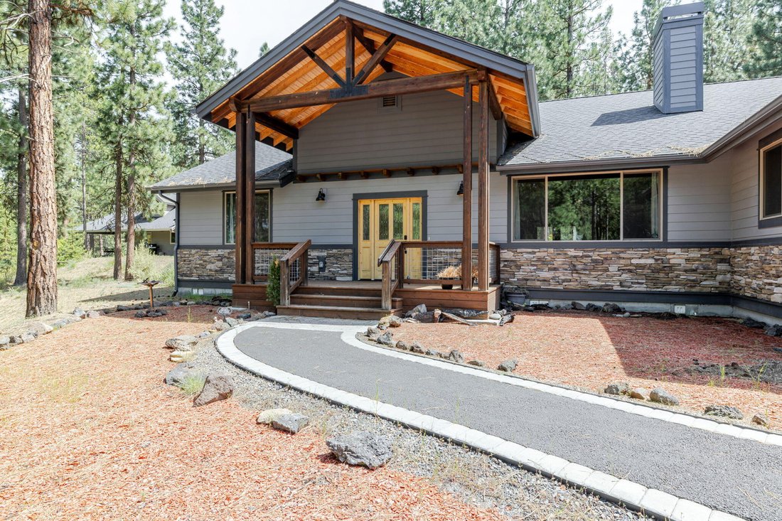 House in La Pine, Oregon, United States 2 - 17968658