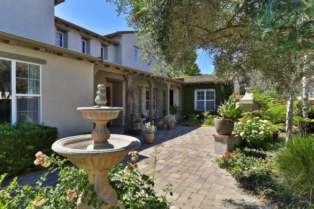 House in Gilroy, California, United States 3 - 17969221