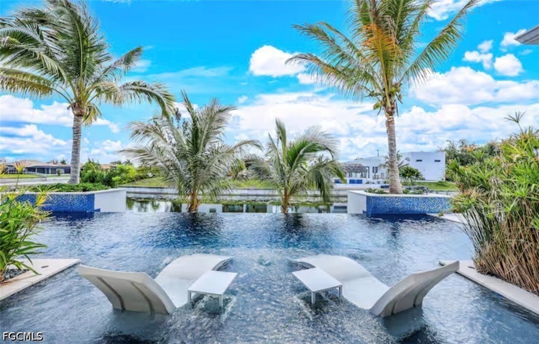 House in Cape Coral, Florida, United States 1 - 17968319