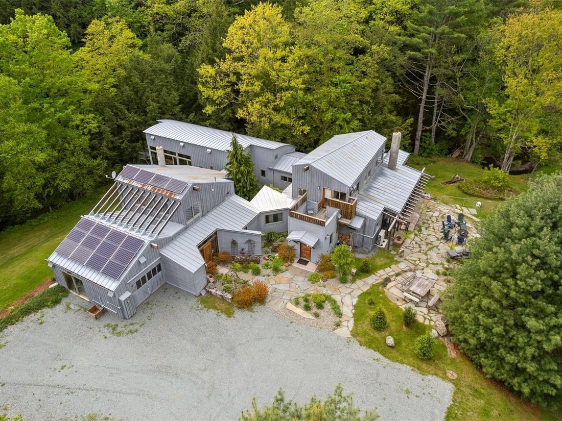House in Hubbardton, Vermont, United States 2 - 15875847