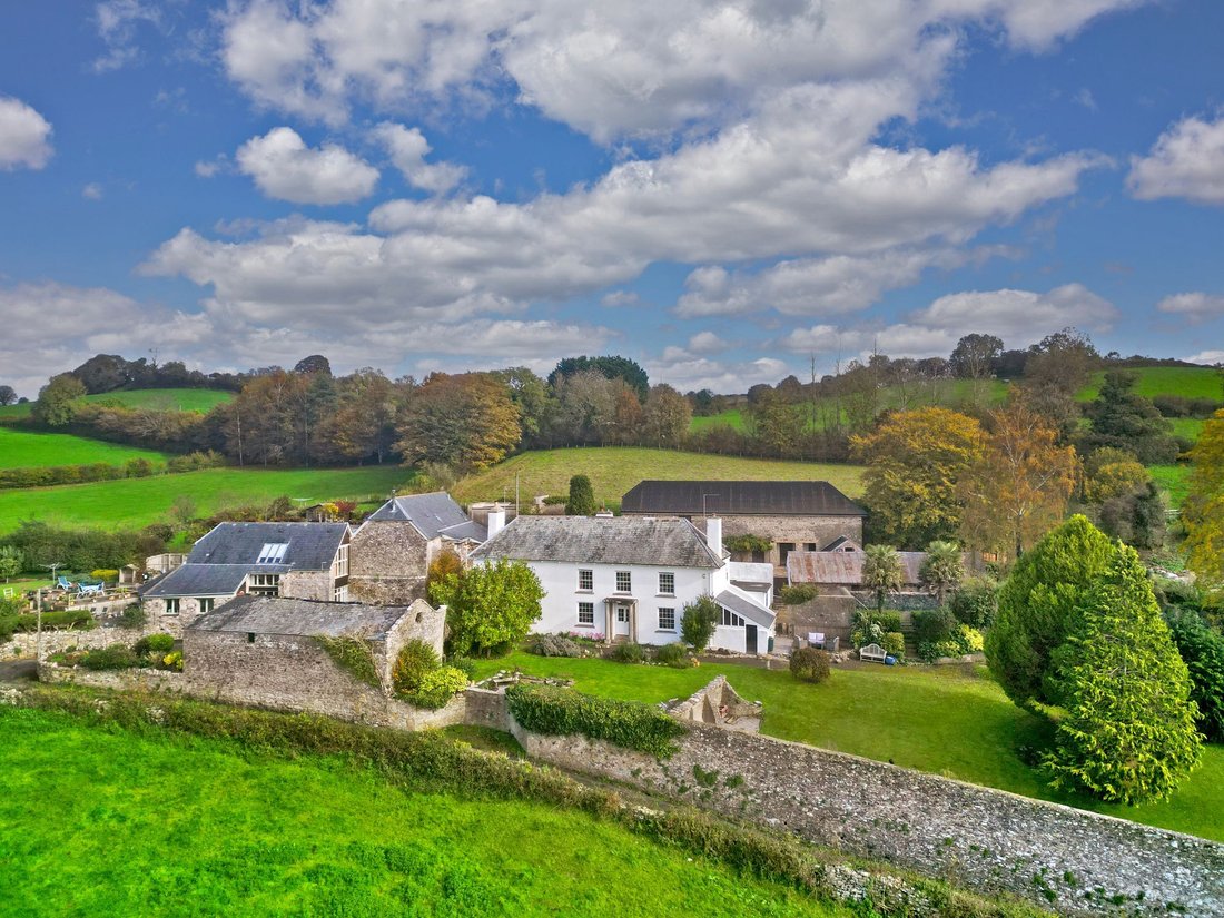 Farm Ranch in Bickington, England 1 - 16546834