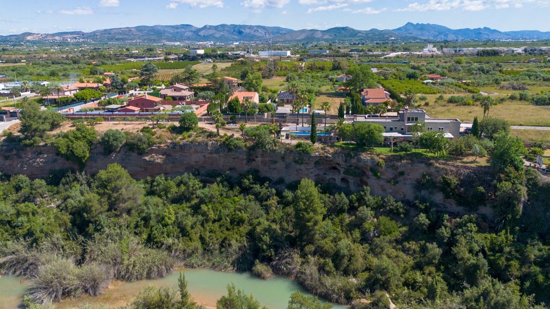 Villa in Castellón de la Plana, Valencian Community, Spain 1 - 17864585