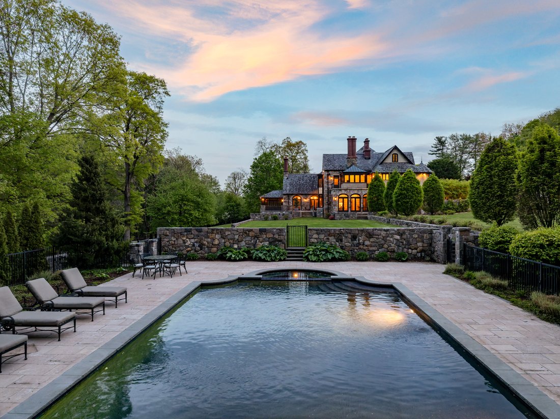 House in Greenwich, Connecticut, United States 5 - 17966868