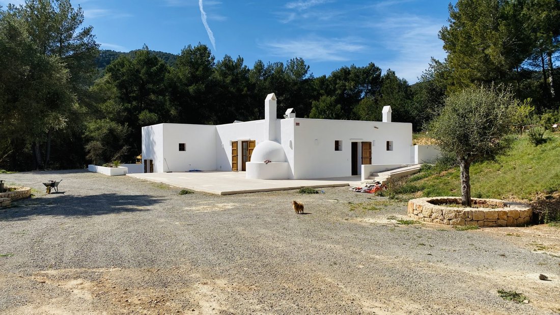 Villa in Sant Josep de sa Talaia, Balearic Islands, Spain 1 - 17965857