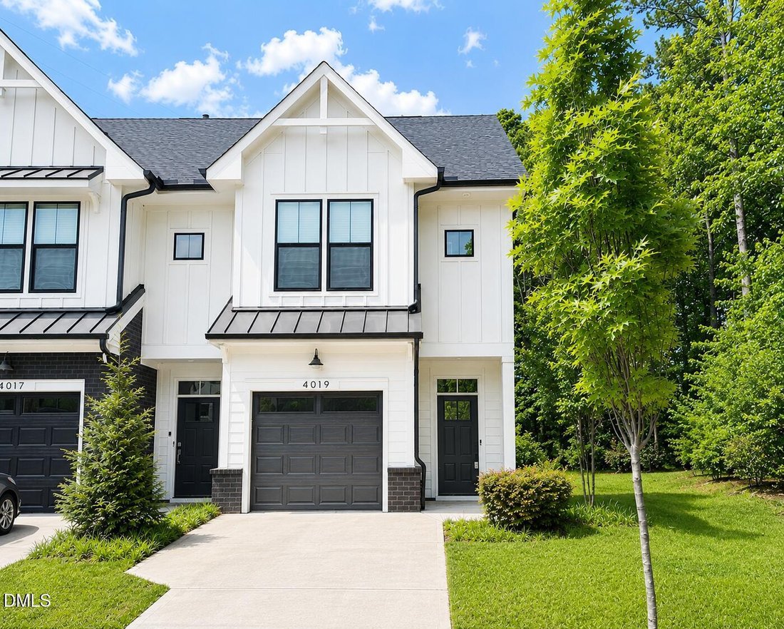 Townhouse in Raleigh, North Carolina, United States 1 - 17190059