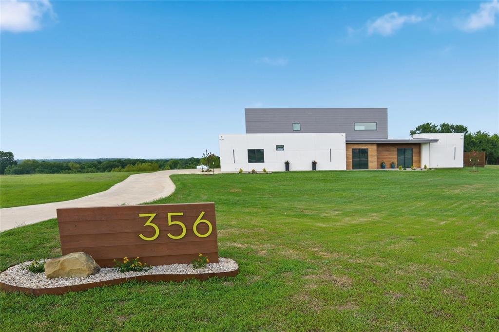 House in West, Texas, United States 3 - 17911084