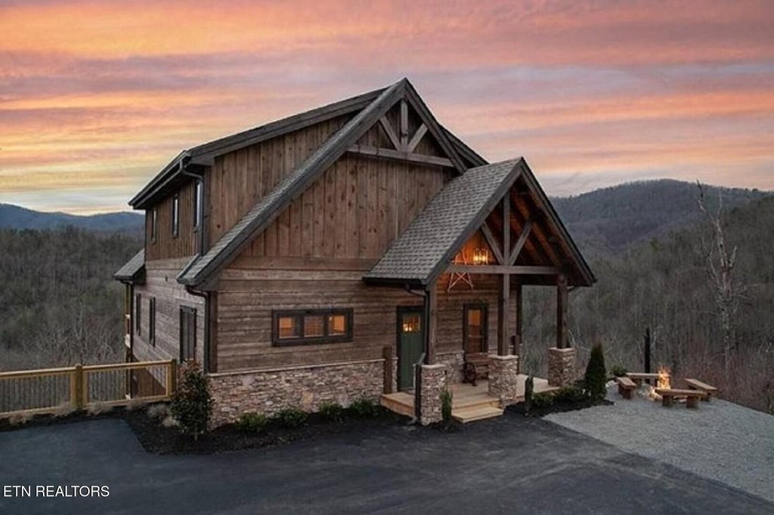 House in Sevierville, Tennessee, United States 2 - 17969438