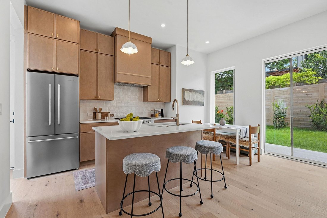 House in Austin, Texas, United States 2 - 17966021