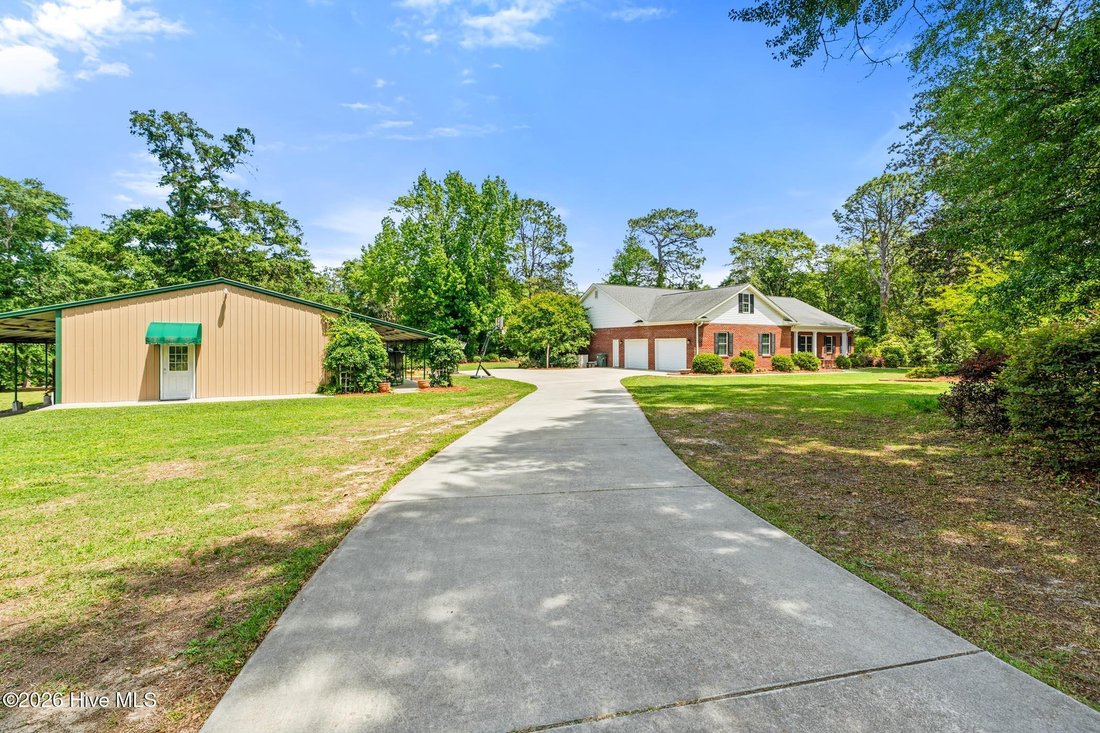 House in Hamlet, North Carolina, United States 5 - 17969088