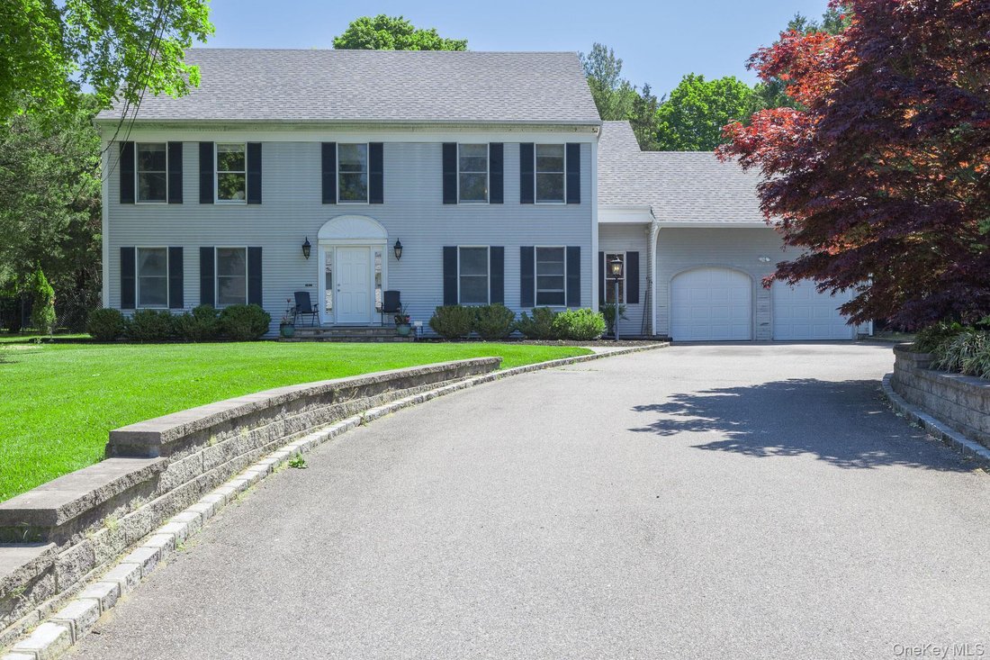 House in Saint James, New York, United States 1 - 17971383