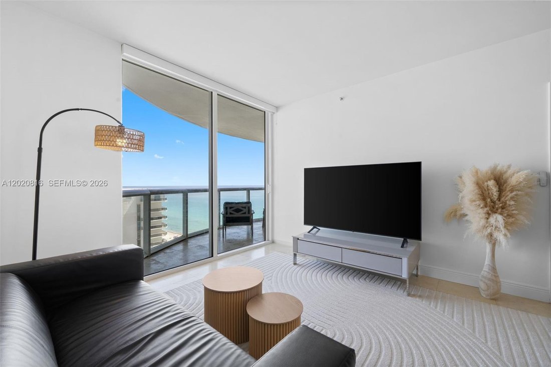 Condo in Miami Beach, Florida, United States 4 - 17968639