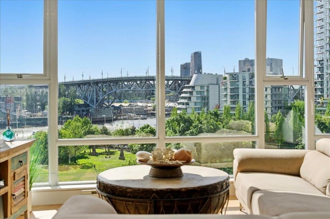 Condo in Vancouver, British Columbia, Canada 3 - 17970068