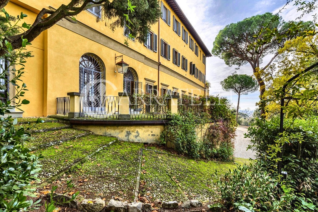 Apartment in San Domenico, Florence, Italy 3 - 16861192
