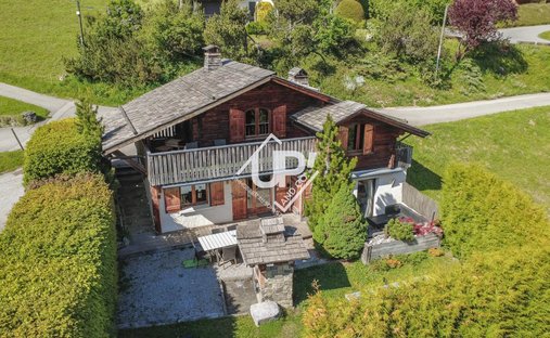 Chalet in La Clusaz, Auvergne-Rhône-Alpes, France 1