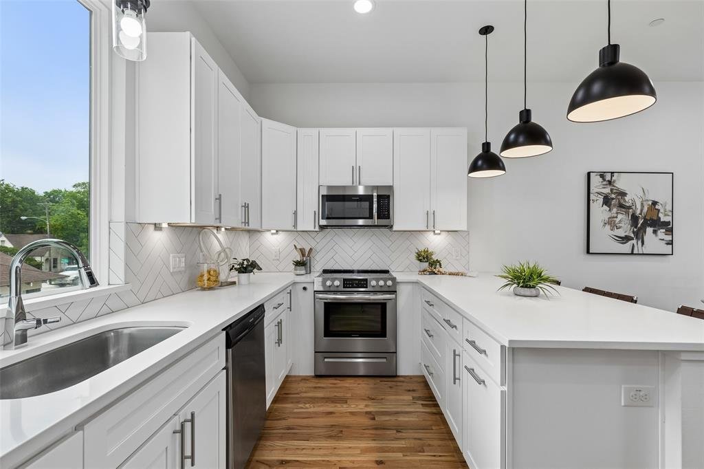 Condo in Dallas, Texas, United States 3 - 17969693