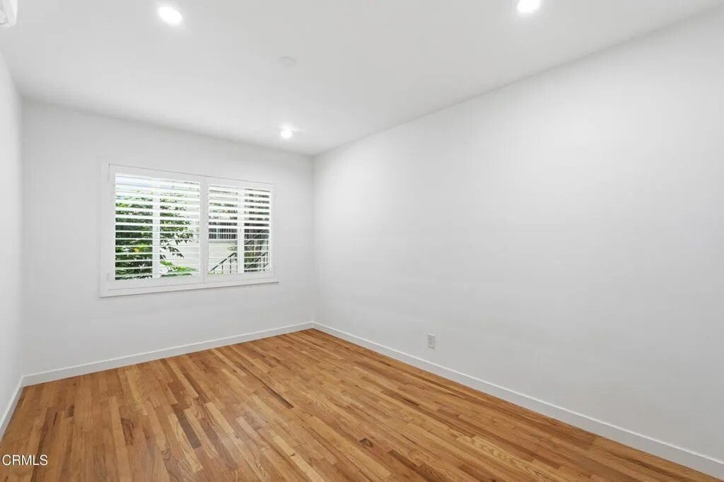Los Angeles, California, United States 5 - 17966521