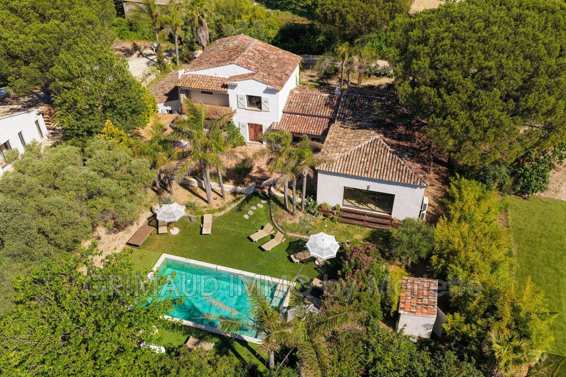 Villa in Grimaud, Provence-Alpes-Côte d'Azur, France 1 - 14690309