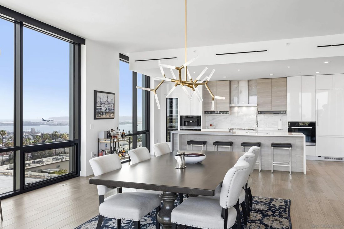 Condo in San Diego, California, United States 4 - 17969213