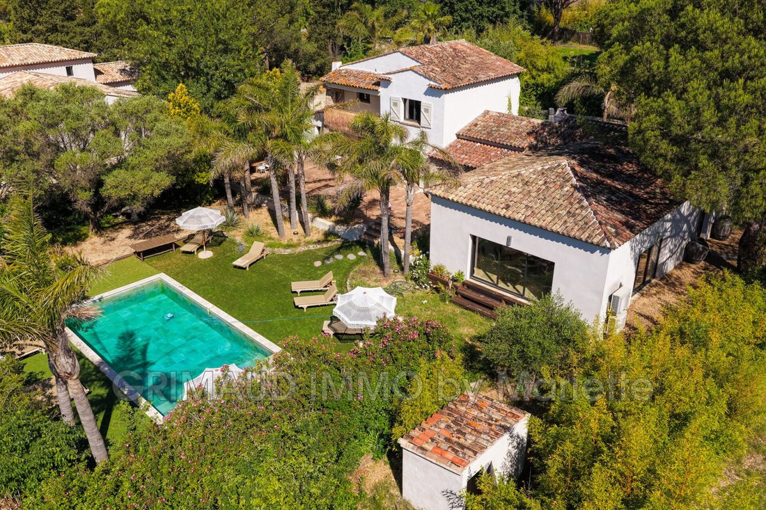 Villa in Grimaud, Provence-Alpes-Côte d'Azur, France 2 - 14690309