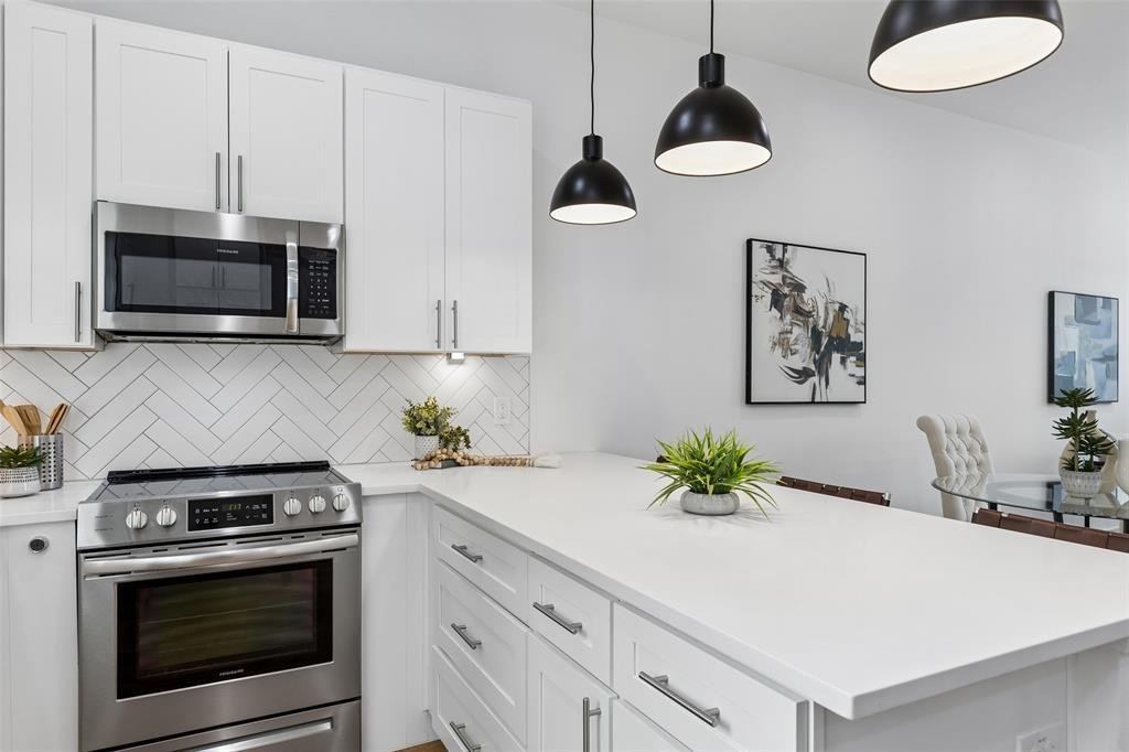 Condo in Dallas, Texas, United States 5 - 17969693