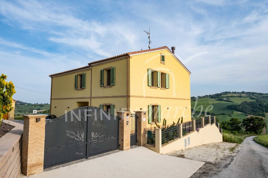 Country House in Montelupone, Marche, Italy 3 - 17971184