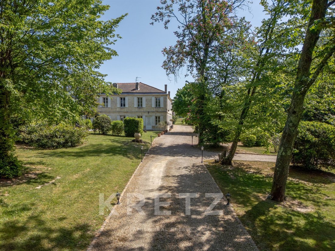 Estate in Saint Bruno-Saint Augustin, Bordeaux, France 3 - 17967309