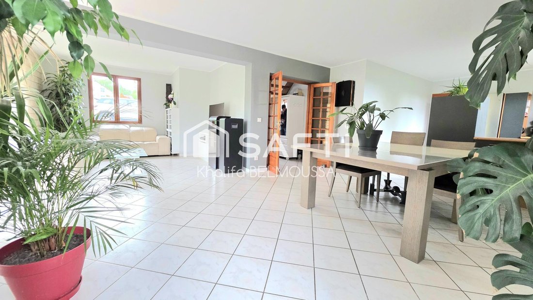 House in Bassy, Auvergne-Rhône-Alpes, France 5 - 17968040