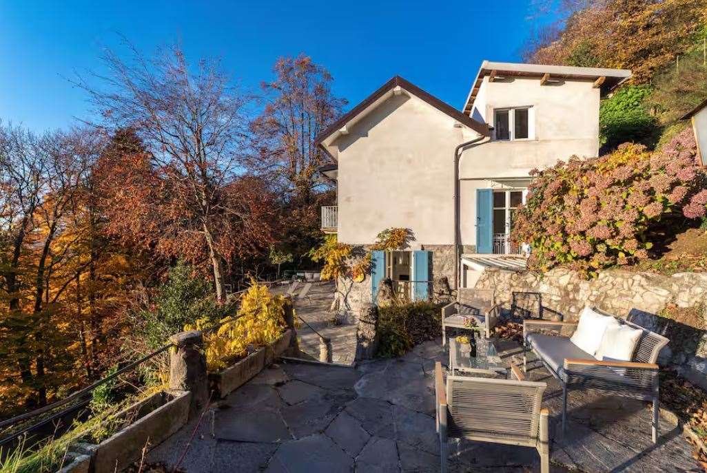 Villa in Brunate, Lombardy, Italy 3 - 17968521