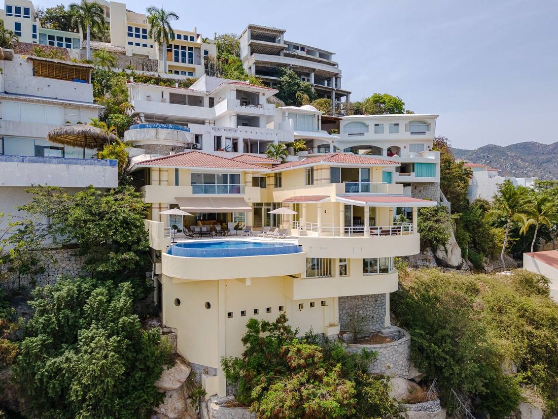 House in Acapulco, Guerrero, Mexico 2 - 17971163