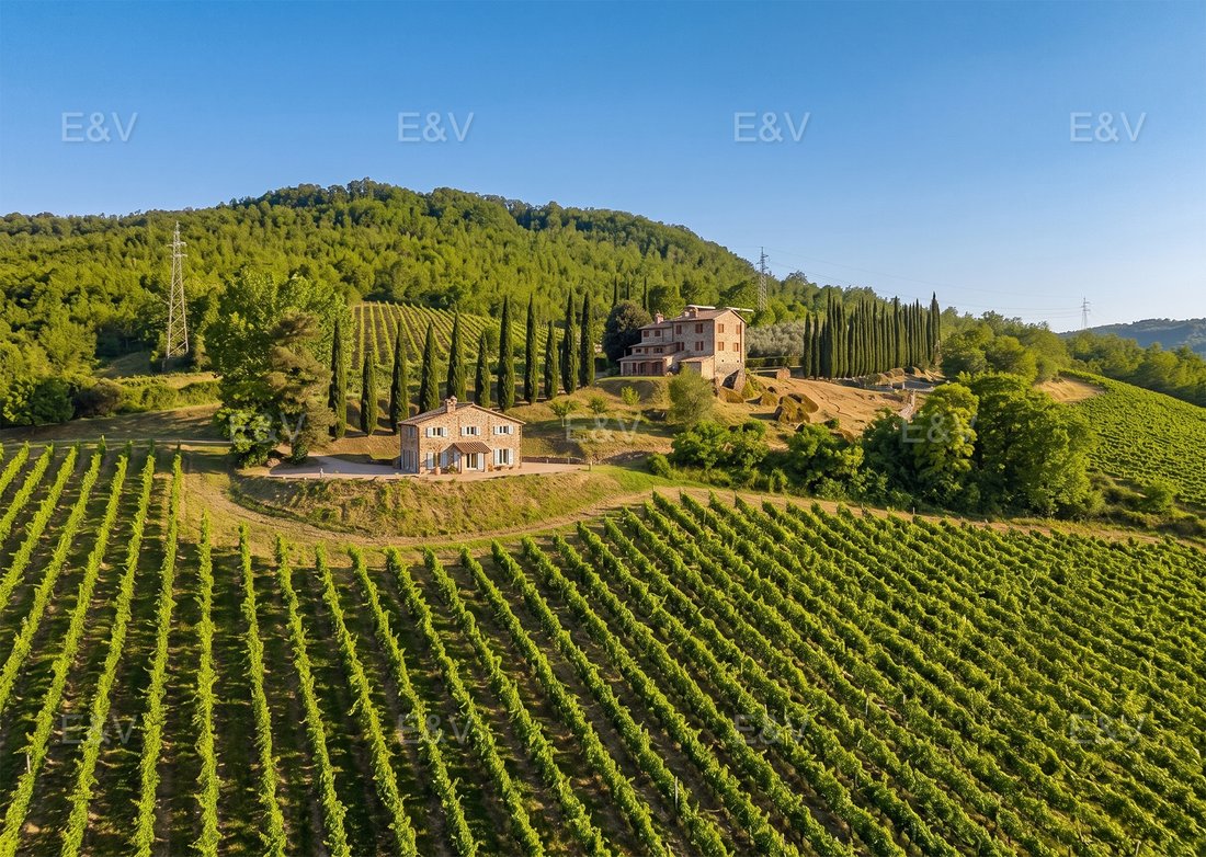 Estate in Center, Orvieto, Umbria 1 - 17972995