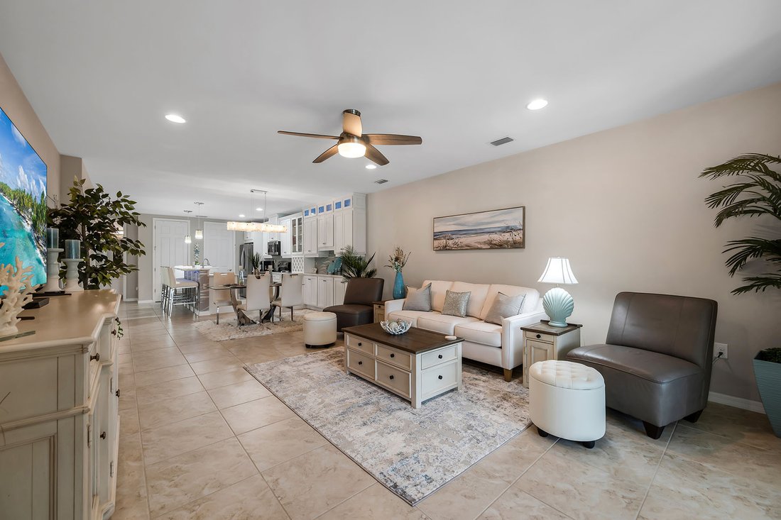 Naples, Florida, United States 5 - 17972808