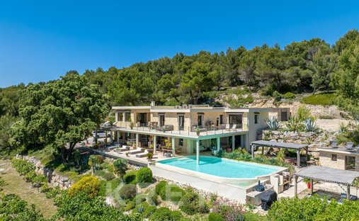 Villa in Le Barroux, Provence-Alpes-Côte d'Azur, France 1