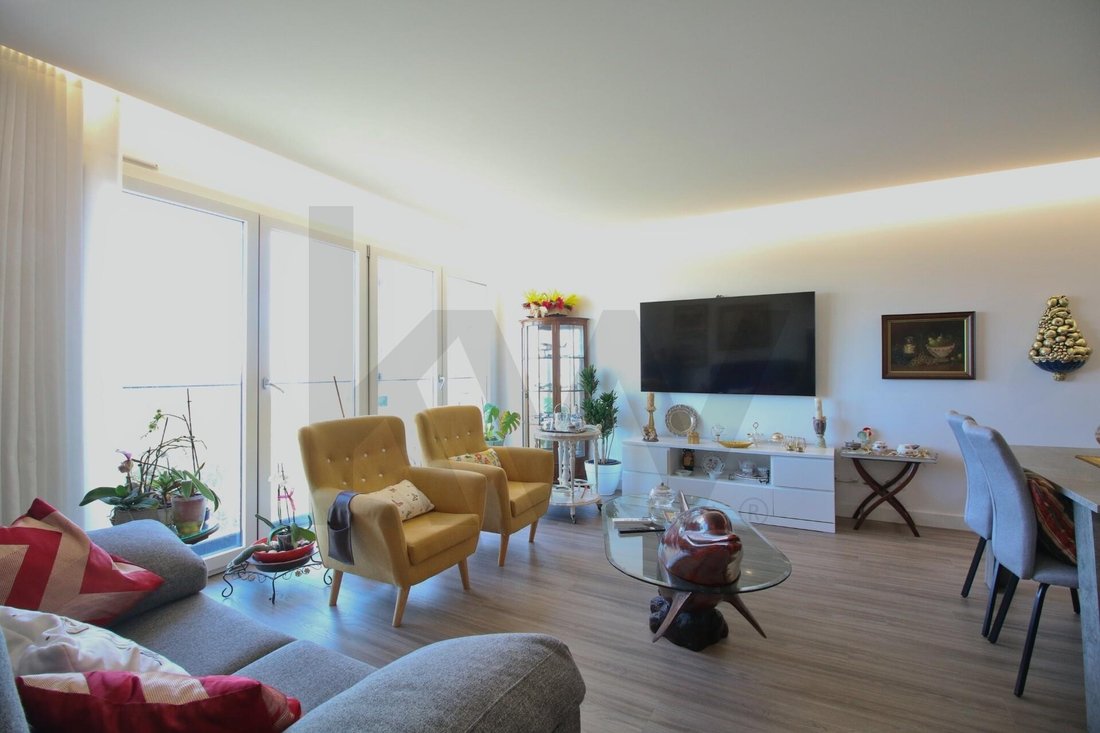 Apartment in Povoa de Santa Iria e Forte da Casa, Lisbon, Portugal 5 - 17972743