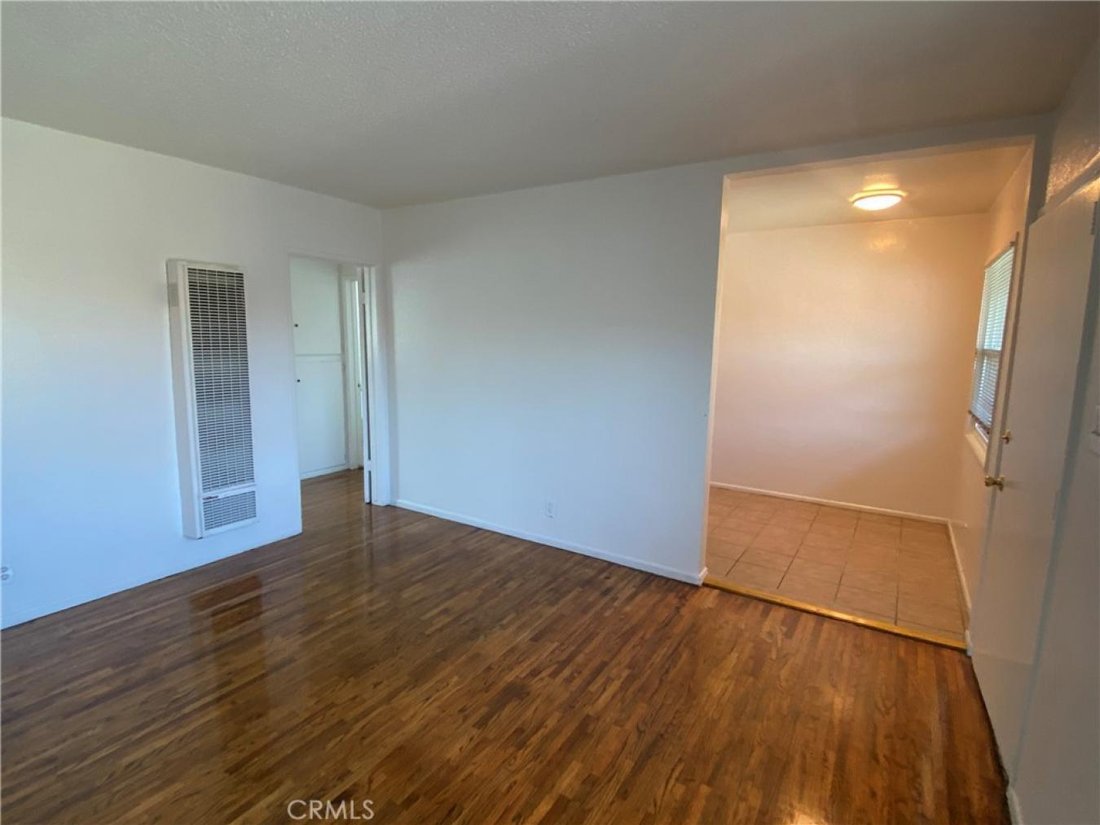 House in Signal Hill, California, United States 4 - 17973009