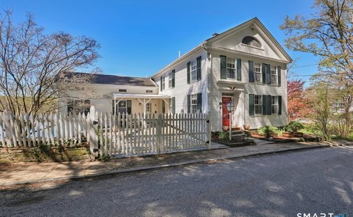House in East Hampton, Connecticut, United States 1