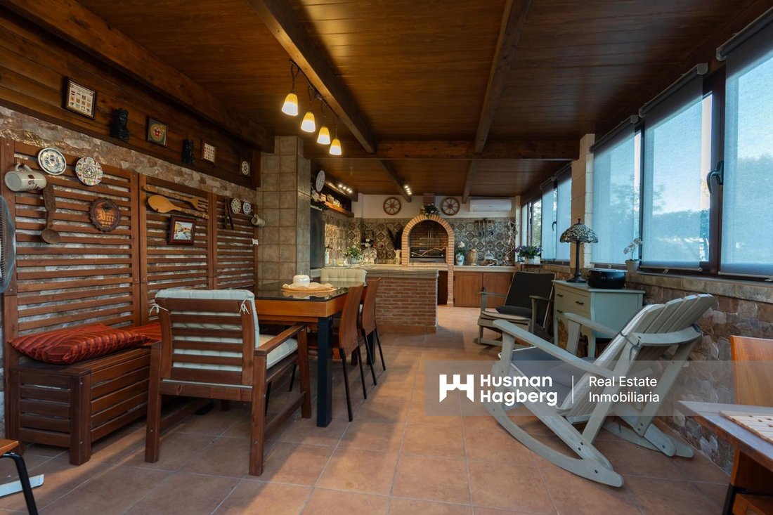 Villa in Torrevieja, Valencian Community, Spain 5 - 15541129