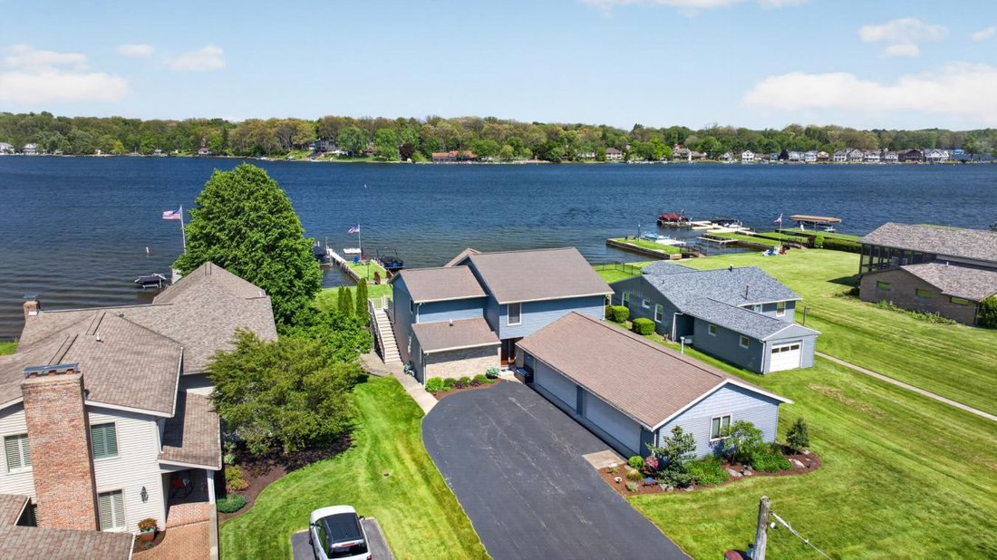 House in Conneaut Lakeshore, Pennsylvania, United States 2 - 17973033