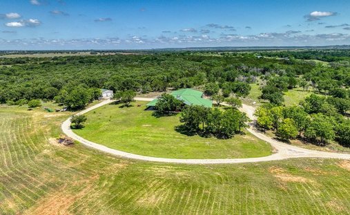 Farm Ranch in Glen Rose, Texas, United States 1